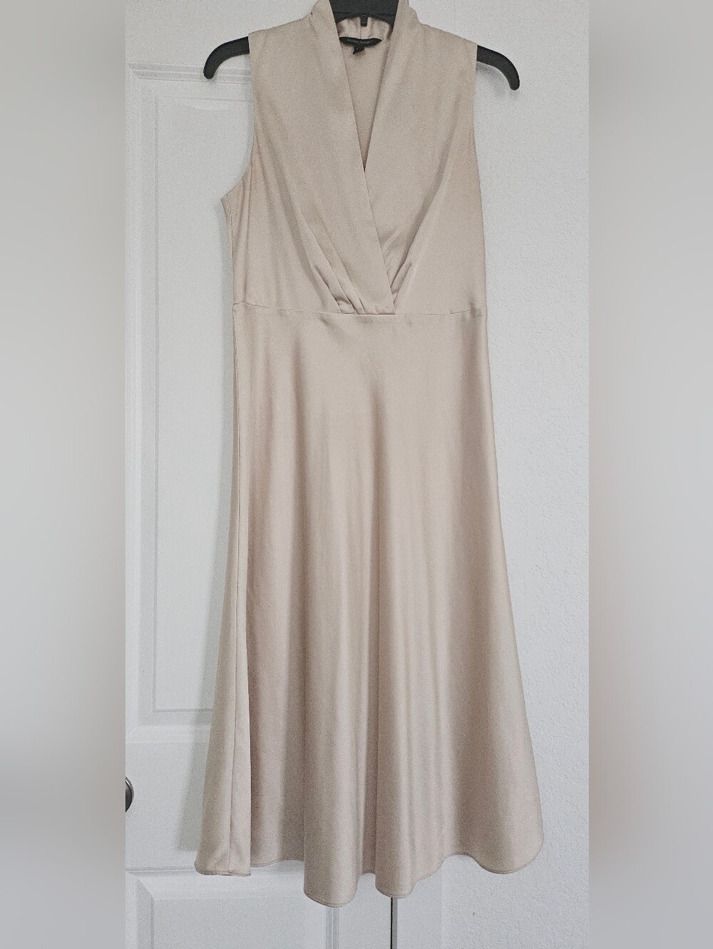 Banana Republic Sleeveless V-Neck Midi Dress in Beige